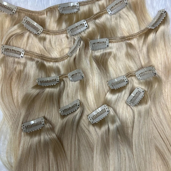 14 Inch Clip In Straight Blonde Human hair - Picture 4 of 5